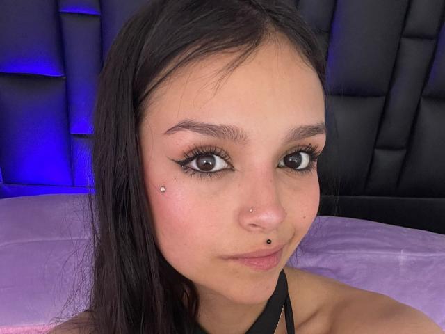 MarietteJones - Live sex cam - 26200297