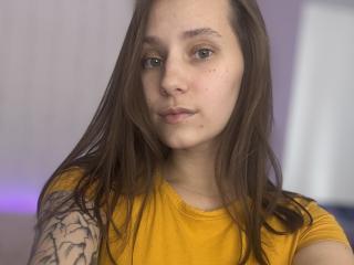 HotCaramelsDuo - Live sex cam - 26202753