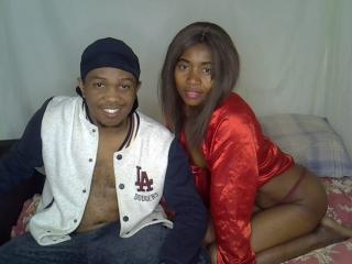AmelieAndJames - Live porn & sex cam - 26203857