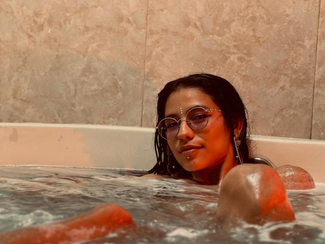 MiaUtena - Live porn &amp; sex cam - 26209497