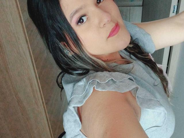 MiaJhonss - Live sex cam - 26209873