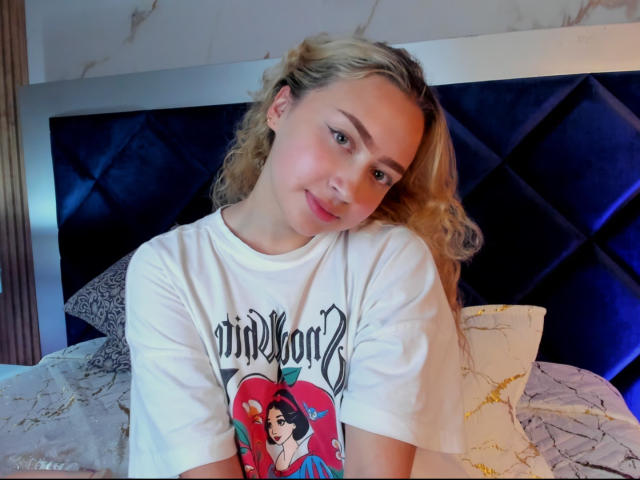 AlanaLeBlanc - Live sex cam - 26210045