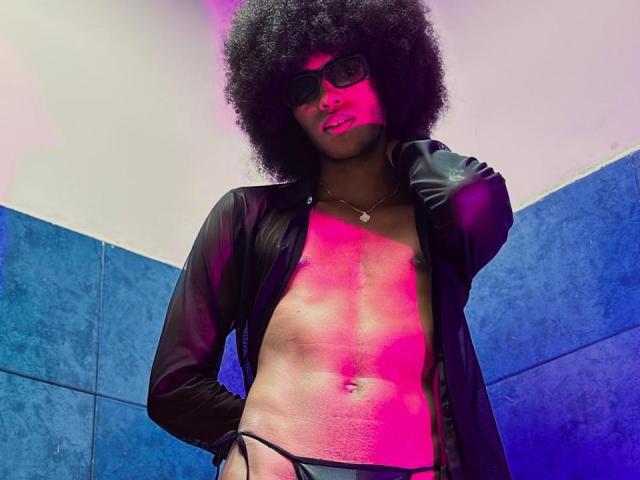 AntonyCarterr - Live sex cam - 26210681