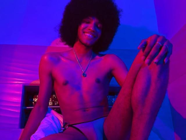 AntonyCarterr - Live sex cam - 26210697