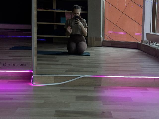 HotCaramelsDuo - Live sexe cam - 26212757