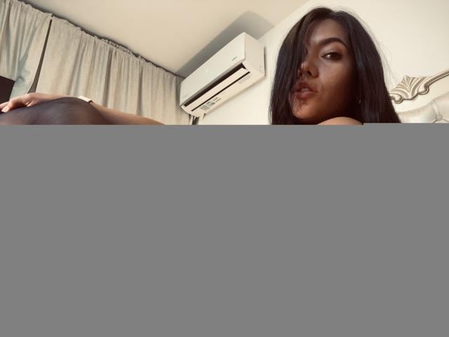 SofieWhite - Live Sex Cam - 26212985