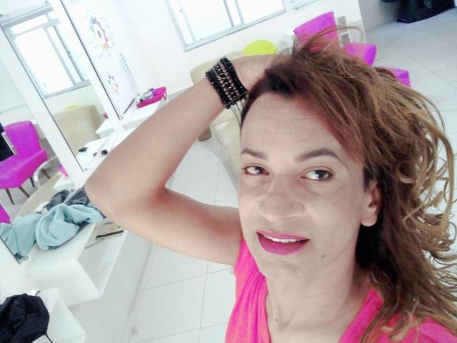 BrunelaSwan - Live sex cam - 26213789