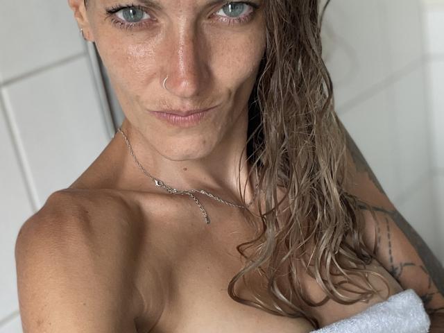 DaneeSoHot - Sexe cam en vivo - 26214081
