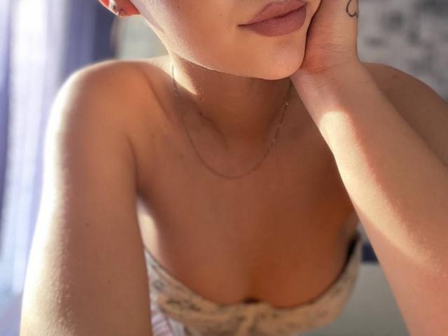 ClioAir - Live porn &amp; sex cam - 26214725