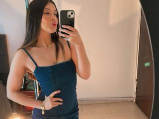 EmmaLombardi - Sexe cam en vivo - 26217061