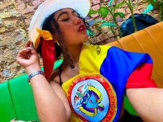 SophieSonyas - Live sex cam - 26218325