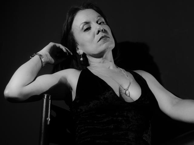 DhannaRose - Sexe cam en vivo - 26222221