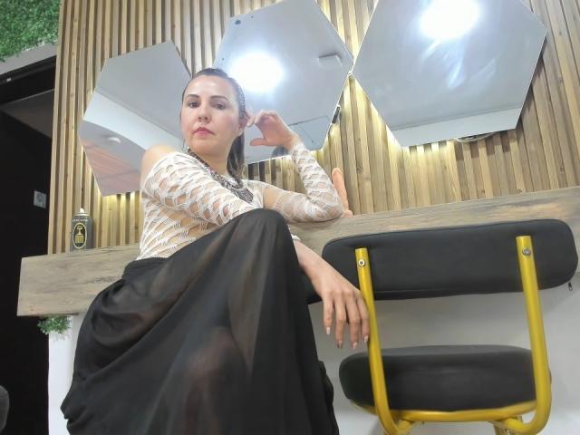 AdelaShery - Live sex cam - 26222417