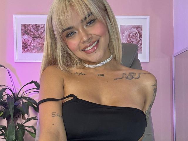 MajoJones - Live Sex Cam - 26223801