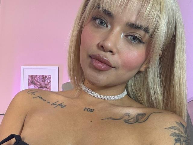 MajoJones - Live sex cam - 26223805