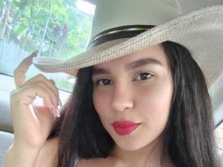 CarolineWill - Live porn &amp; sex cam - 26233585