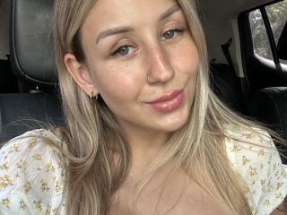 VikkyLikky - Live sexe cam - 26237509