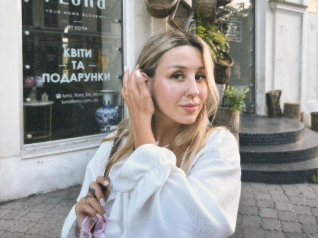 VikkyLikky - Live sexe cam - 26237517