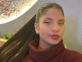 LailaBarker - Élő pornó és szexkamera - 26237925