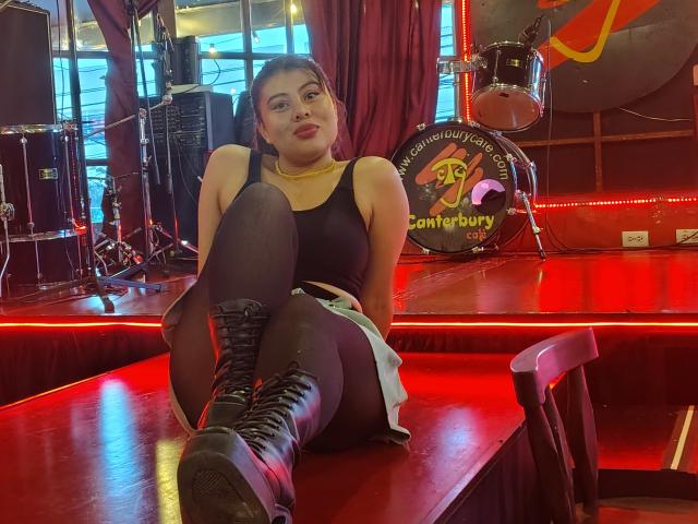NoemiThornee - Sexe cam en vivo - 26246869