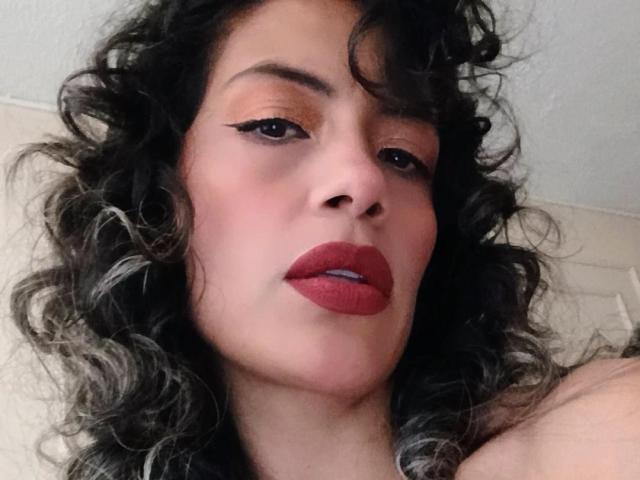 MadameIssadora - Sexe cam en vivo - 26247033