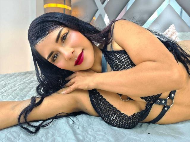 MiaBellucci - Live Sex Cam - 26248213