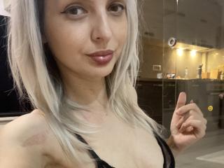 DouceAmelia - Live porn &amp; sex cam - 26251105