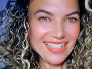 SerennaHot - Live porn &amp; sex cam - 26251613