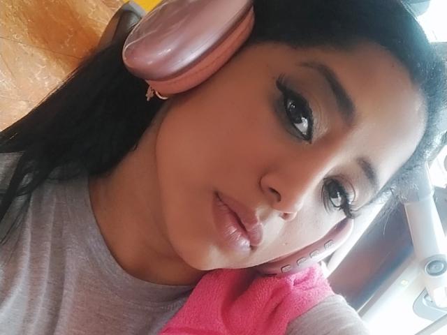 MariaCatalina - Live porn &amp; sex cam - 26254081
