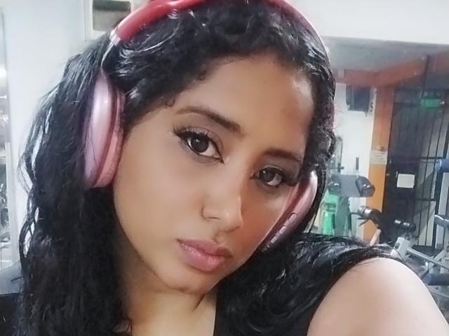 MariaCatalina - Sexe cam en vivo - 26254137
