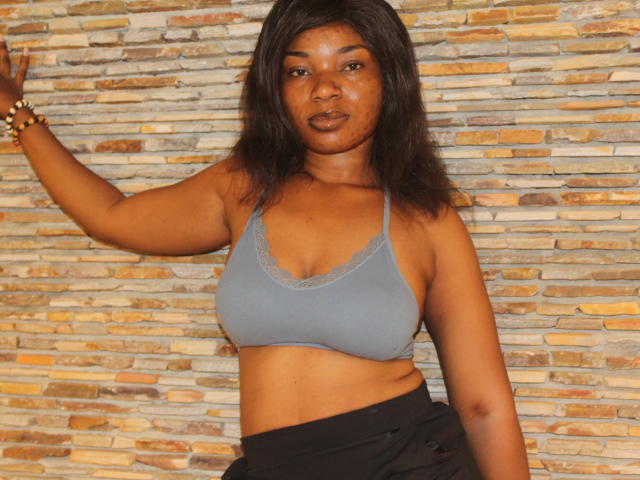 Makena69 - сексуальная веб-камера в реальном времени - 26255765