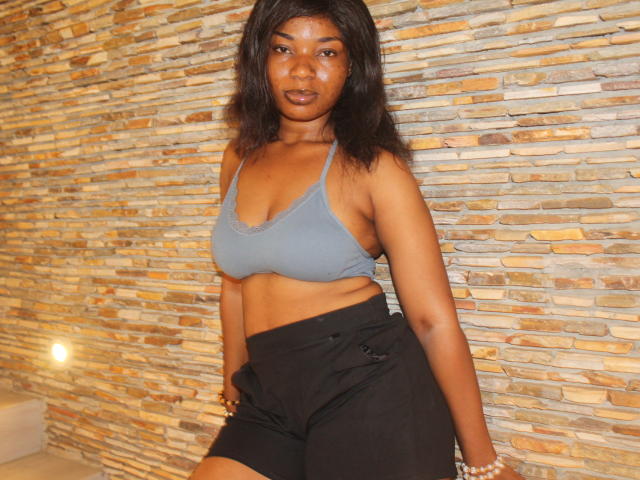 Makena69 - Live porn &amp; sex cam - 26255769