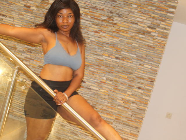 Makena69 - Sexe cam en vivo - 26255777