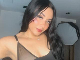 SofiaJames - Live porn &amp; sex cam - 26258137