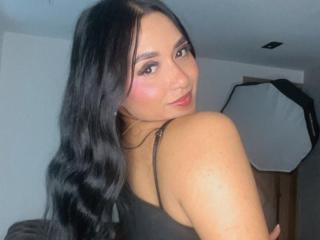 SofiaJames - Live porn &amp; sex cam - 26258149