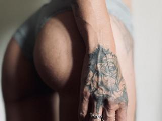 DaneeSoHot - Live sex cam - 26263313