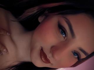 TifanyYivez - Live sex cam - 26266509