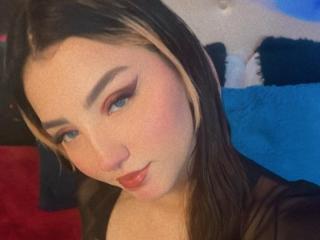 TifanyYivez - Live sex cam - 26266621