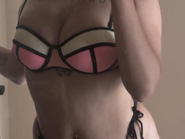 Kametia - Live Sex Cam - 26269465