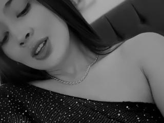 EmmaLombardi - Sexe cam en vivo - 26273149