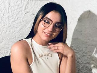 TifanyYivez - Live sex cam - 26278709