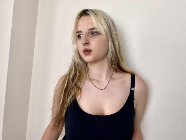 Reiza - Live Sex Cam - 26284037