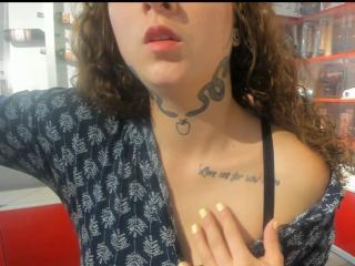 EvaDaMore - Live Sex Cam - 26287057