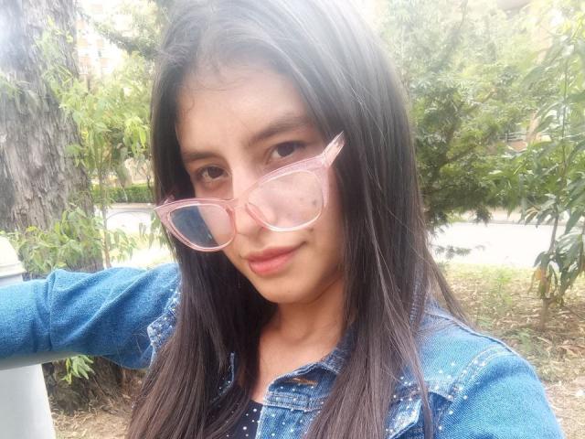 MadissonFontaine - Live Sex Cam - 26289033