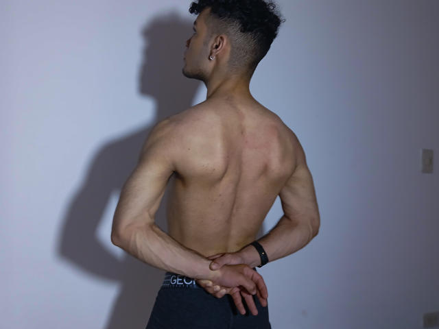 ZafkielBoby - Live Sex Cam - 26289725