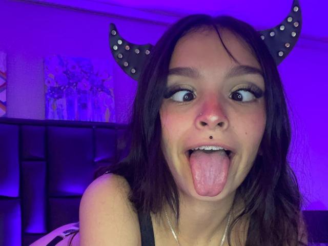 MarietteJones - Live sex cam - 26291361