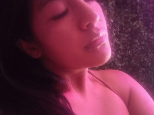 ArianithaXox - Live sex cam - 26292809