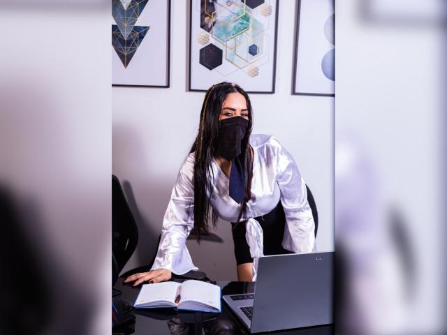 AnissaAli - Live sex cam - 26296921