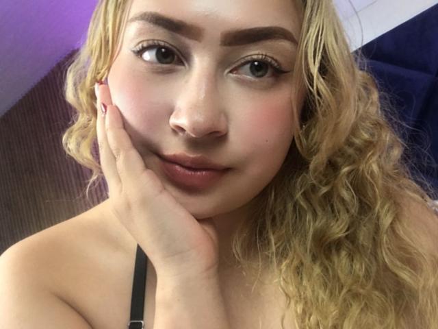 AlanaLeBlanc - Live porn &amp; sex cam - 26298229