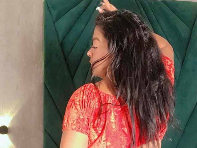 BrunetteScarlet - Live sex cam - 26303685